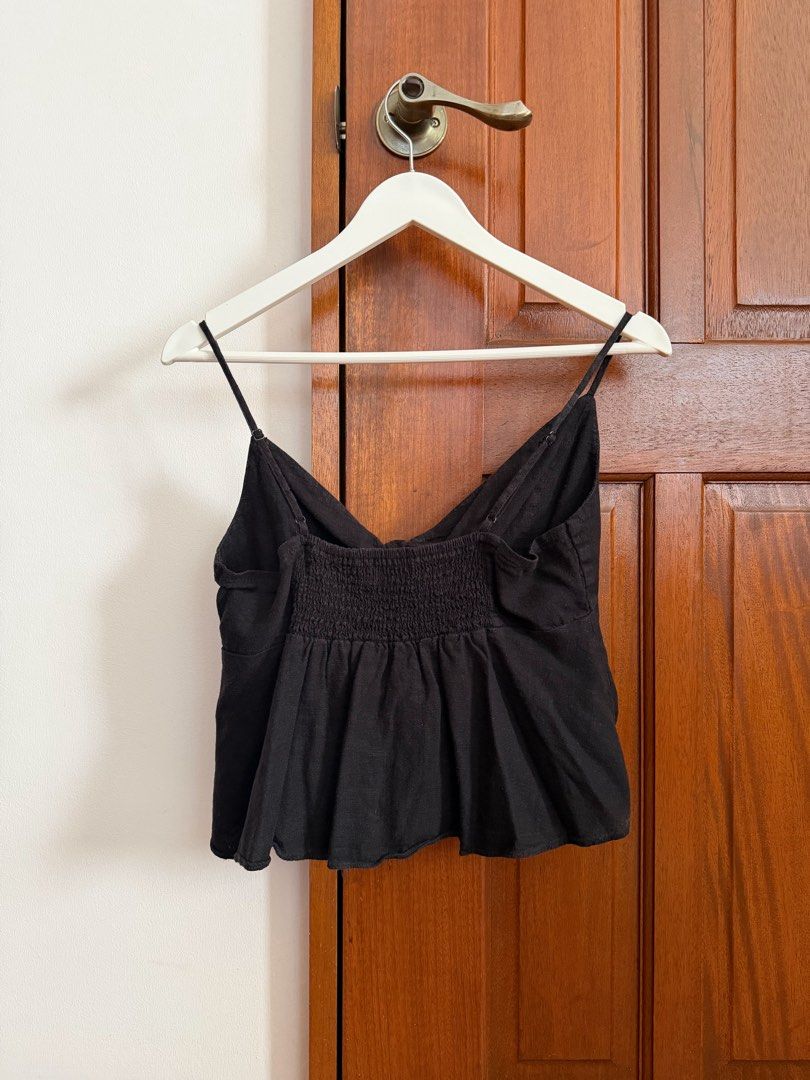 Glassons Linen Blend Tie Front Top (Category: Sleeveless) located in Paranaque City. Submitted by consciouscleanout (Listing ID 1465070813, Image 2). Description: Read before making an offer! - All photos posted. No when worns or extra measurements unless already included in the listing. Please use your own judgment. - Any issues will be listed. I’m very honest with my items. What you see is what you get. - All branded items are authentic. - Open