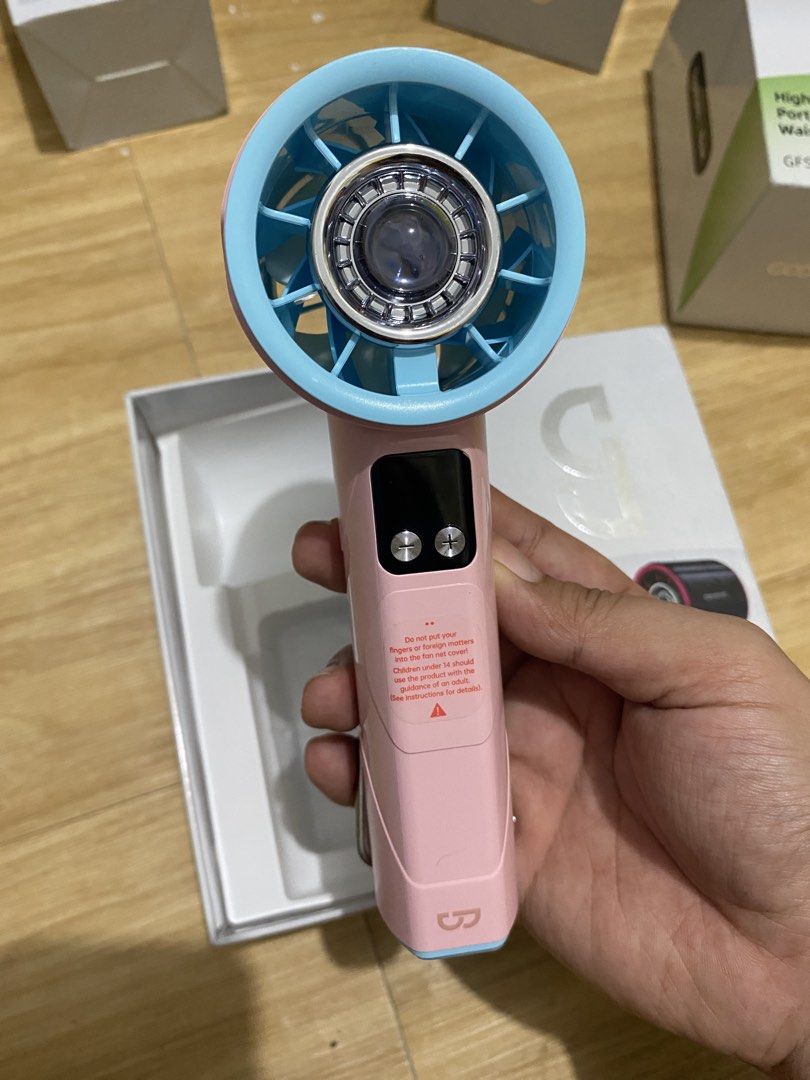 goojodoq turbo fan with flashlight (Category: Fans) located in Iloilo. Submitted by angelenepe01084 (Listing ID 1465099160, Image 2). Description: opened to check brand new goojodoq turbo fan with flashlight.