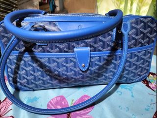 (Category: ) located in . Submitted by emsky_preloved (Listing ID 1464984270, Image 1). Description: .