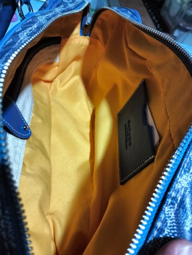 Goyard hand bag / shoulder bag (Category: Purses & Pouches) located in Obando. Submitted by emsky_preloved (Listing ID 1464984270, Image 2). Description: Goyard handbag Looks new, no issue..