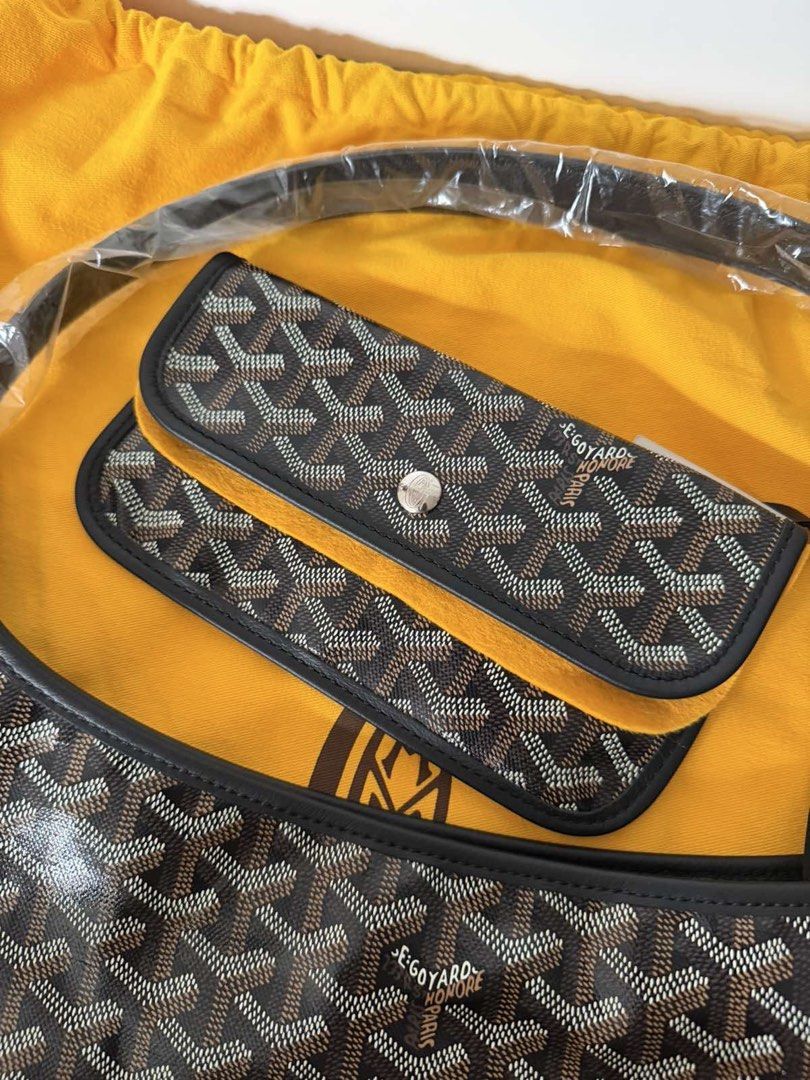 Goyard Hobo Shoulder Bag with Pouch (Category: Luxury Bags & Wallets) located in Butuan. Submitted by lovedbydy (Listing ID 1465036974, Image 3). Description: - Brand: Goyard Hobo Shoulder Bag - Color/Pattern: Black with signature chevron print - Condition: Brand new, purchased and stored without use - Strap: Still wrapped in original protective plastic - Closure: Top zipper with clean interior - Inclusions: Matching zippered pouch, dust bag, bra