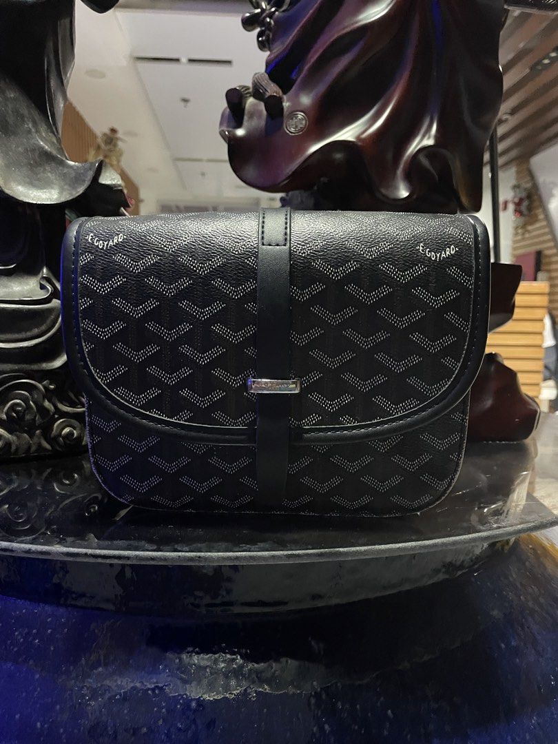 Goyard sling bag (Category: Sling Bags) located in Manila. Submitted by hype_activity07 (Listing ID 1465014634, Image 2). Description: Goyard sling bag Used Rfs: declutter Price: 650 .