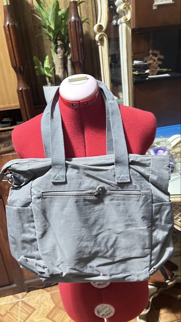 gray kipling shoulder bag (Category: Shoulder Bags) located in Quezon City. Submitted by prelovedthings830 (Listing ID 1465049230, Image 2). Description: .
