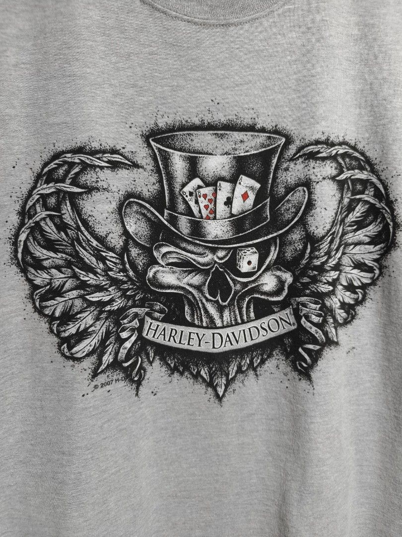 grey Harley-Davidson graphic T-shirt, lenght28", Width 22" (Category: Tshirts & Polo Shirts ) located in Camalaniugan. Submitted by thrifter10 (Listing ID 1465082821, Image 2). Description: .