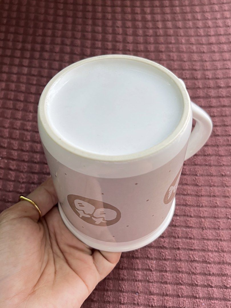 Grey-Beige Mug (Category: Coffee & Tea Tableware) located in Rizal. Submitted by ayathrifts (Listing ID 1465019879, Image 3). Description: feel free to msg me for inquiries!:).