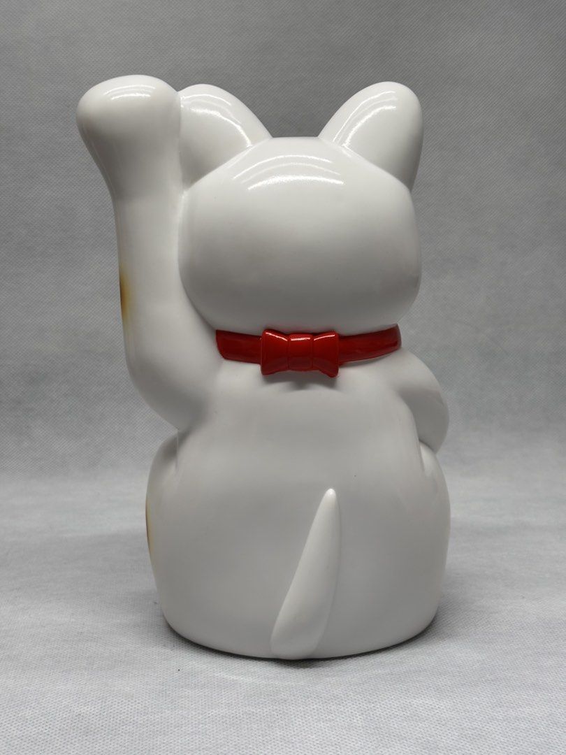 Grin Lucky Cat x Ron English (Category: Designer & Blind Box Toys) located in Manila. Submitted by akosijuan15 (Listing ID 1465140730, Image 3). Description: No more box… Pm more details… .