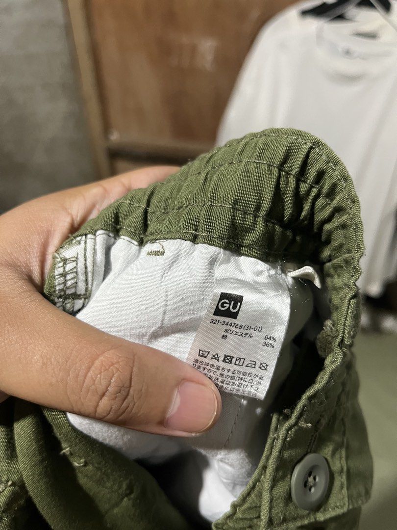 Gu parachute cargo pants (Category: Jeans) located in Nagcarlan. Submitted by nashfrias (Listing ID 1465113168, Image 2). Description: Gu parachute cargo pants Size • 30 Length • 39.