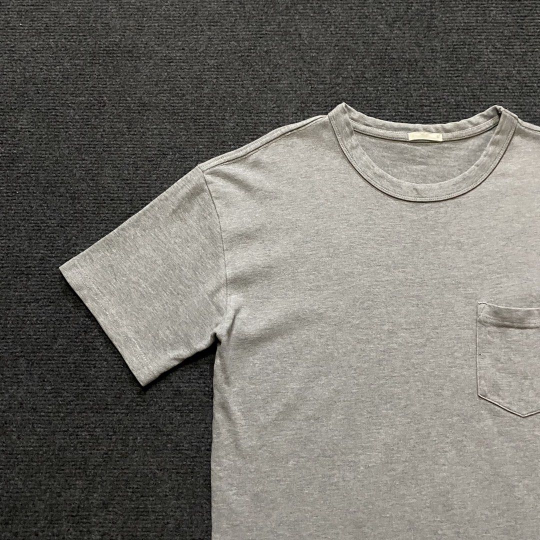 GU Pocket Shirt (Category: Formal Shirts) located in Quezon City. Submitted by thrifted_by_cj (Listing ID 1465011711, Image 3). Description: GU Shirt Width: 19in Length: 26in Condition: 10/10 Color rate: 10/10 Issue: none Note: Price: 250 + Sf Payment first J&T Delivery PM ✉️.
