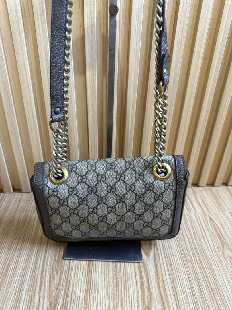 Gucci (Category: Cross-body Bags) located in Lipa City. Submitted by thyra06 (Listing ID 1465067014, Image 3). Description: Gg two way korea source.
