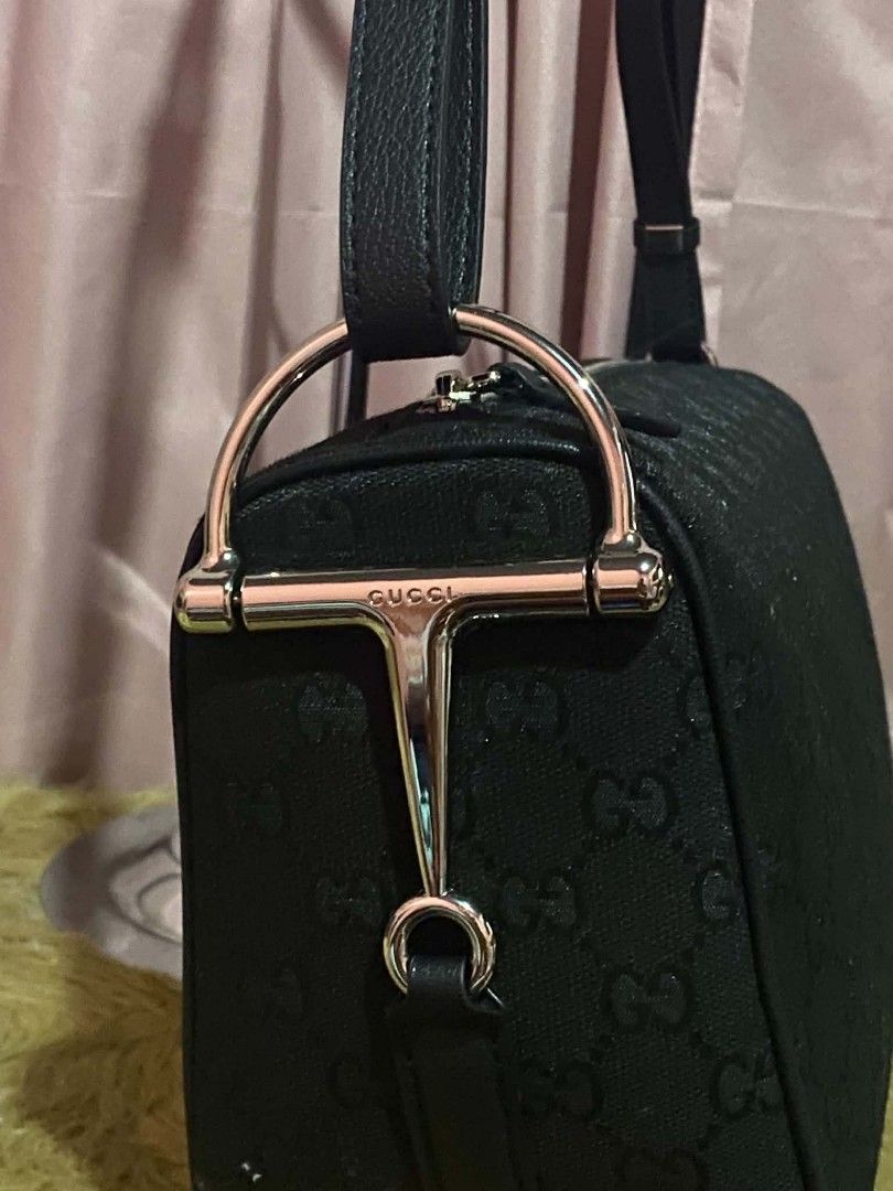 Gucci bag (Category: Luxury Bags & Wallets) located in Manila. Submitted by goodbuying_items0211 (Listing ID 1465029196, Image 3). Description: coded like new with dustbag adjustable strap.