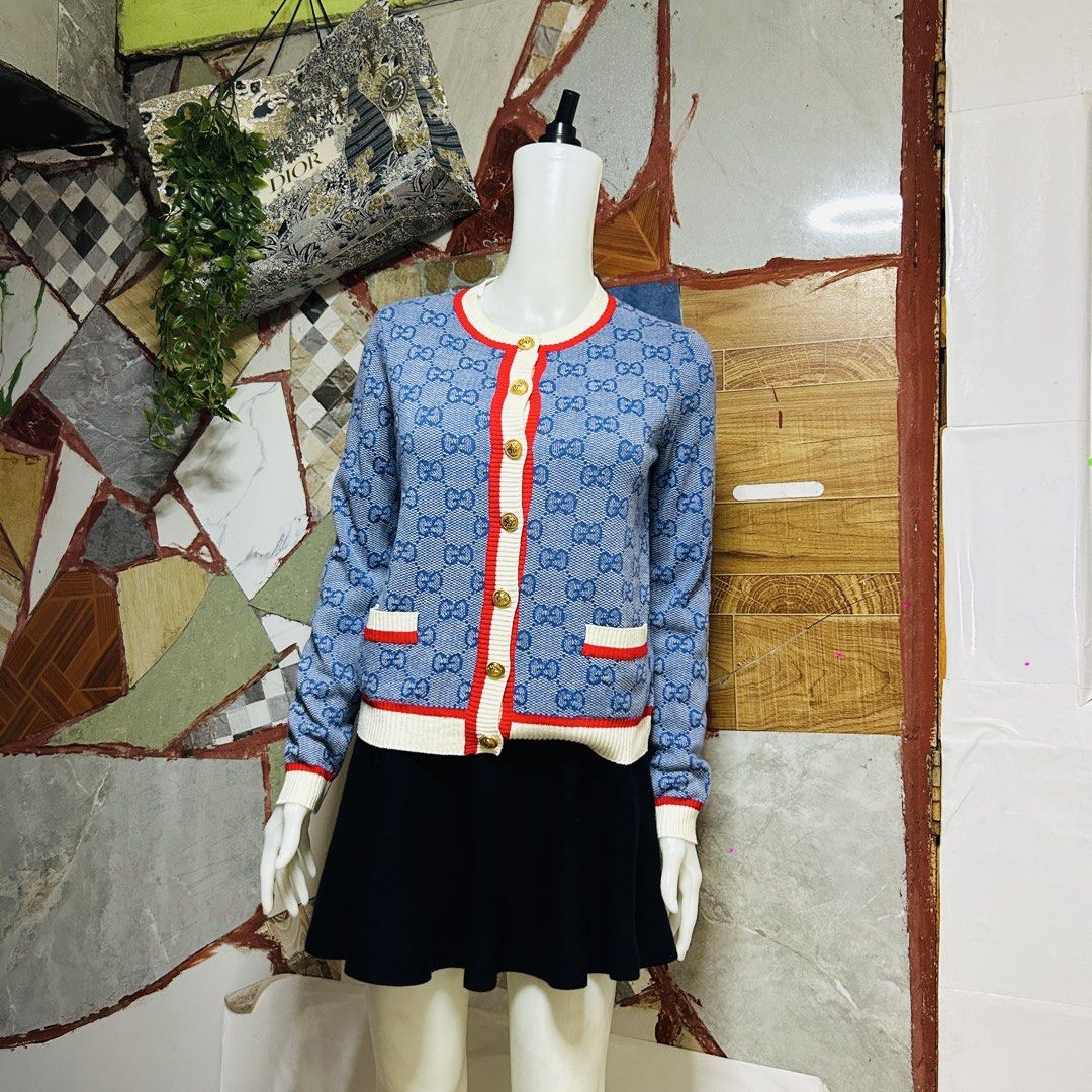 Gucci cardigan (Category: Luxury Apparel) located in Baguio. Submitted by kckc_luxury (Listing ID 1465104713, Image 2). Description: 🌸 TINY PINK SPOTS ARE LENS DAMAGE, NOT CLOTH STAINS ————————— ❗️KINDLY READ BEFORE MAKING AN OFFER❗️ LISTING DETAILS size:S-M width x length (inches):22x22 condition: Good condition --- MOP: Gcash / BPI MOD: J&T / JRS LOCATION: Baguio City --- NOTE: • Manage your expectations • Photos did not go under any edit but 