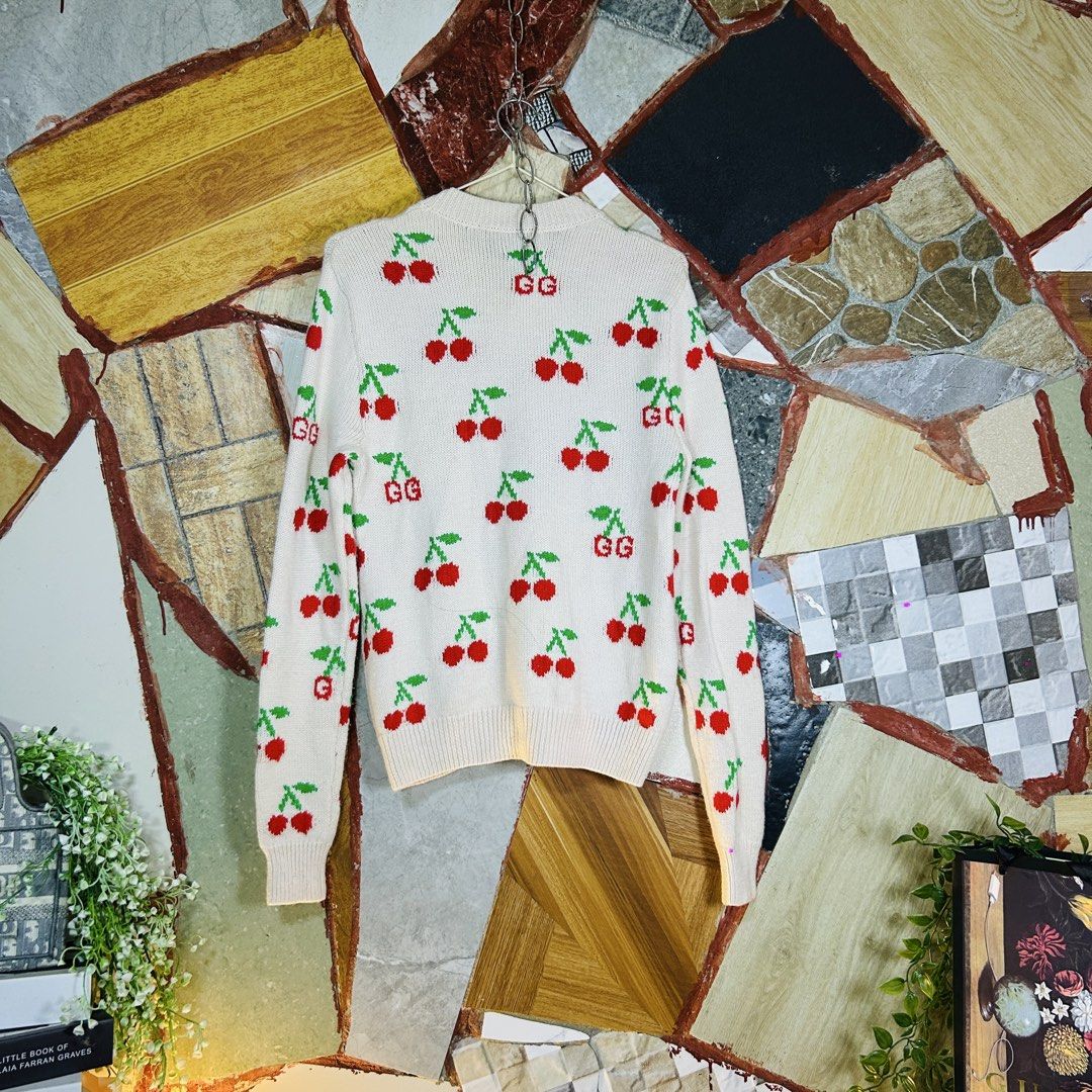 Gucci cardigan (Category: Luxury Apparel) located in Baguio. Submitted by kckc_luxury (Listing ID 1465107220, Image 3). Description: 🌸 TINY PINK SPOTS ARE LENS DAMAGE, NOT CLOTH STAINS ————————— ❗️KINDLY READ BEFORE MAKING AN OFFER❗️ LISTING DETAILS size:M width x length (inches):24x25 condition: EXCELLENT --- MOP: Gcash / BPI MOD: J&T / JRS LOCATION: Baguio City --- NOTE: • Manage your expectations • Photos did not go under any edit but colors 