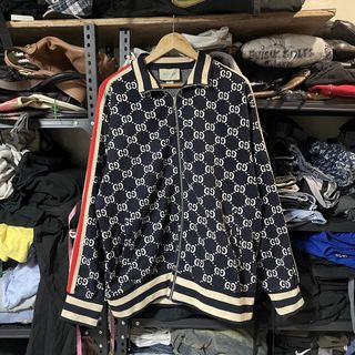 (Category: ) located in . Submitted by 1121_garments (Listing ID 1465067620, Image 1). Description: .