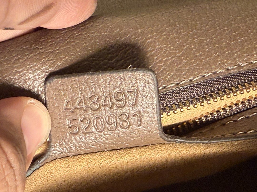Gucci Marmont (Category: Luxury Bags & Wallets) located in Manila. Submitted by zuji.ph (Listing ID 1464994174, Image 3). Description: .