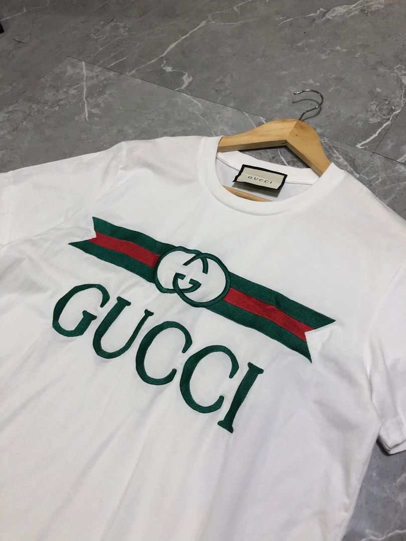 GUCCI WHITE TSHIRT (Category: Formal Shirts) located in Minglanilla. Submitted by cj_sedano427 (Listing ID 1465104275, Image 2). Description: .