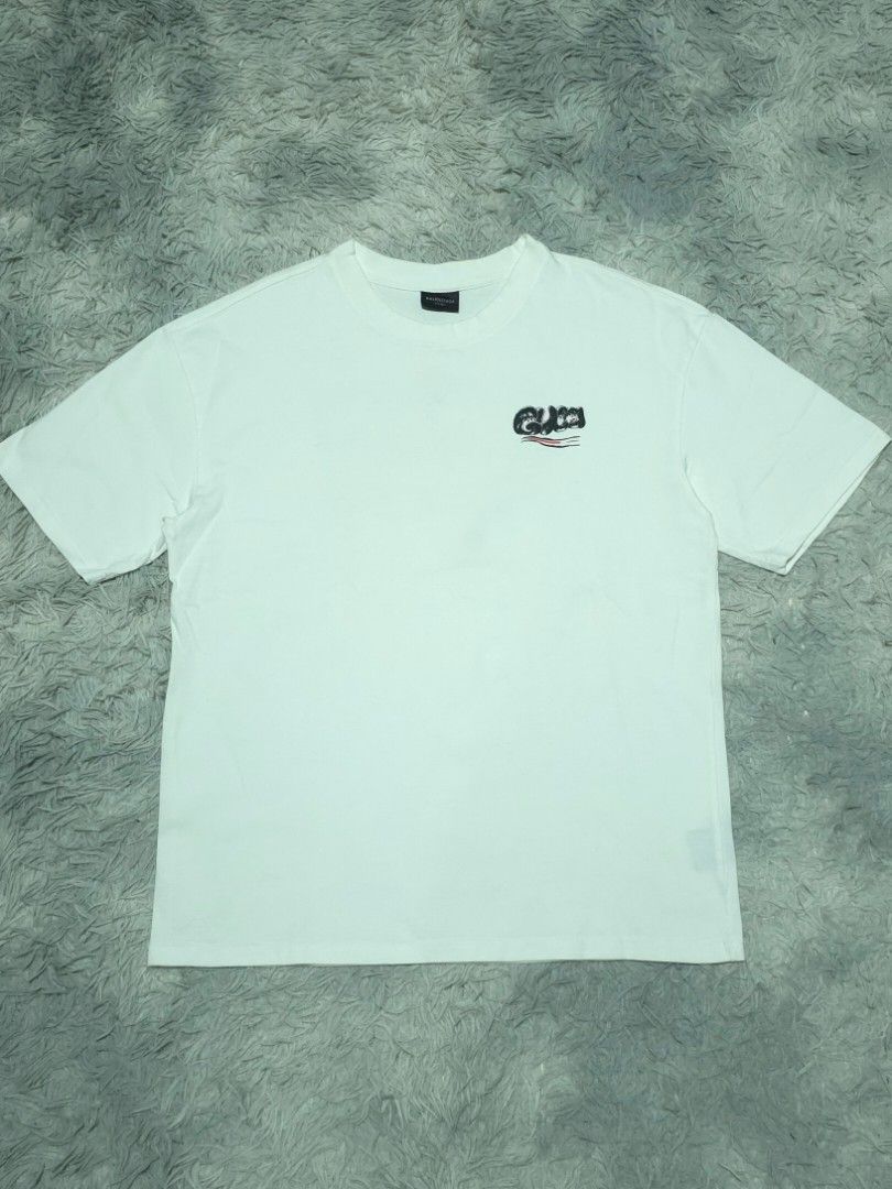 Gucci x Balenciaga (Category: Tshirts & Polo Shirts ) located in Abulug. Submitted by humanwhosellthings (Listing ID 1464969948, Image 1). Description: GÙCCI x BÀLENCIAGÀ ✅️Size: XLarge ✅️Dimes: 22W x 28L ✅Condition: Excellent ✅Issue: None ✅Color Rate: 9.8/10.