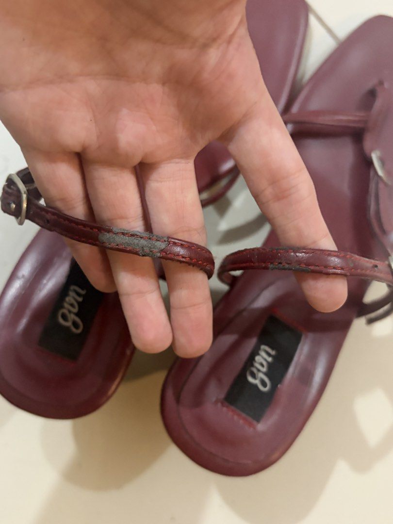 Gvn Burgundy Kitten Heels (Category: Heels) located in Pasay City. Submitted by bananaac_ (Listing ID 1465069806, Image 2). Description: - Fit: Slingback strap with an adjustable buckle - Condition: Noticeable peeling and wear on the inner strap area (as pictured), but still sturdy and wearable - bought here in carousell for 1,800 - started peeling cause nadikitan ng tape.