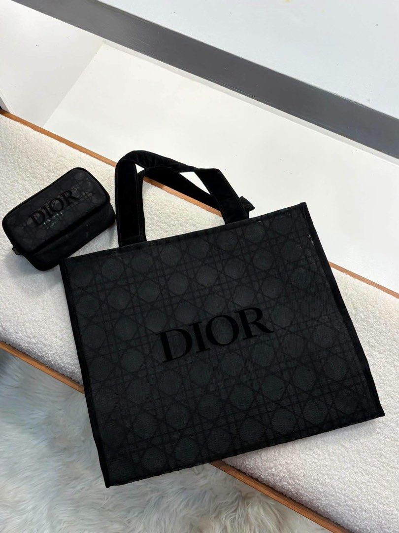 Gwp Dior Tote Bag (Category: Tote Bags) located in Imus. Submitted by diana2999 (Listing ID 1464993221, Image 1). Description: .