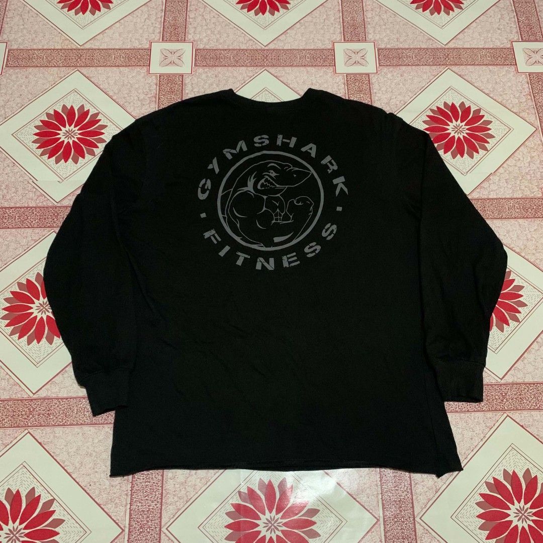 GYM SHARK LEGACY (Category: Tshirts & Polo Shirts ) located in Sofronio Española. Submitted by diyad_thrift_things (Listing ID 1464978224, Image 2). Description: GYMSHARK LEGACY Excellent condition Size last picture Like new Mine DM Disclaimer: I am not affiliated with any of the brands mentioned. The products I sell are thrifted, pre-owned items that were originally made by those brands. All trademarks, logos, and copyrights belong to their righ