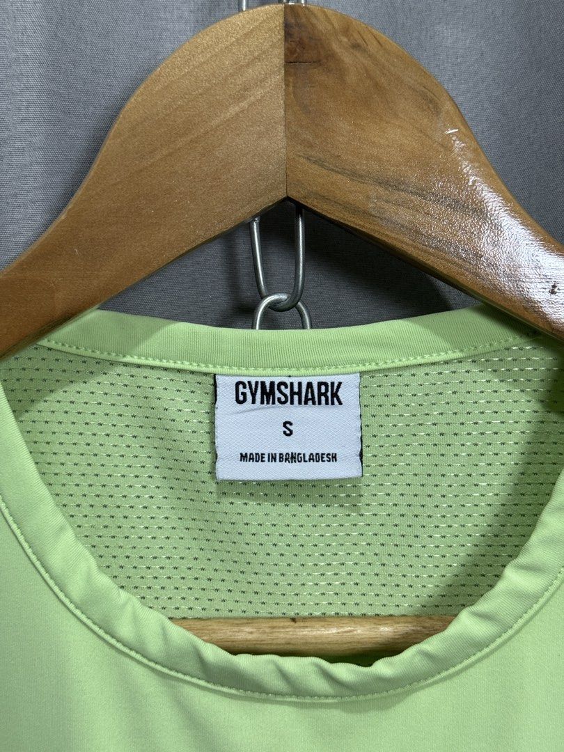 Gymshark Crop Top Tank Top (Category: Activewear) located in Meycauayan. Submitted by itstimothrifts (Listing ID 1465033384, Image 3). Description: Gymshark Crop Top Tank Top Excellent Condition No flaws S on tag W 19 L 16.