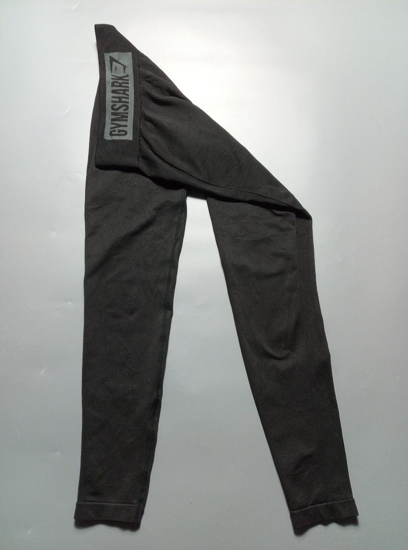 Gymshark FLEX HIGH WAISTED LEGGINGS (Category: Activewear) located in Mangaldan. Submitted by dryouts (Listing ID 1464975663, Image 3). Description: sɪᴢᴇ: Small ᴡaist: 11 1/2 ʟᴇɴɢᴛʜ: 36 Thighs: 7 Leg opening: 4.