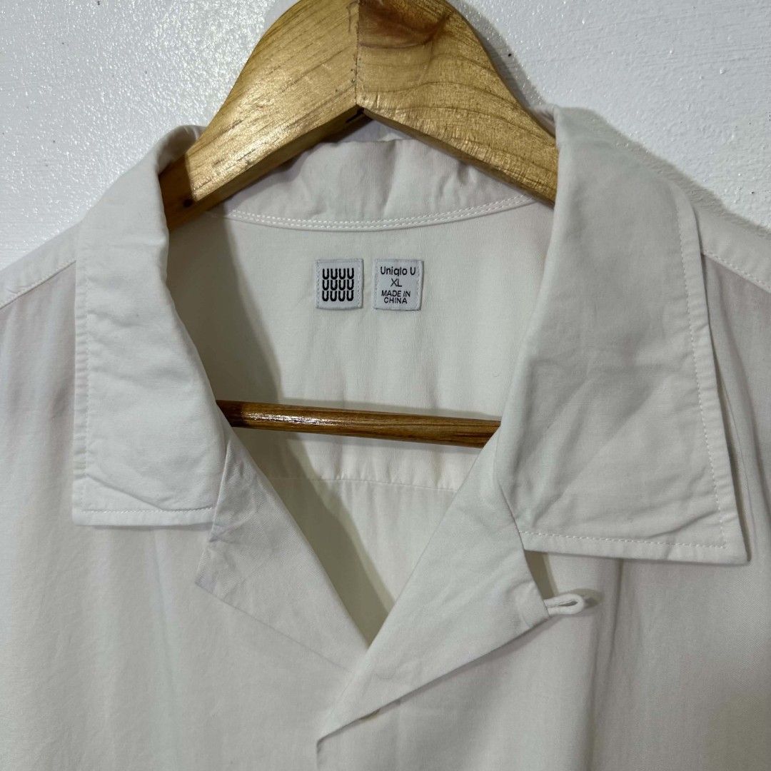 #H868 Uniqlo U Open-Collar Button Polo (White) (Category: Activewear) located in Tagum. Submitted by eightrags (Listing ID 1464989350, Image 3). Description: #H868 Uniqlo U Open-Collar Button Polo (White) XL 24.5 W 31 L Good as new condition 500.
