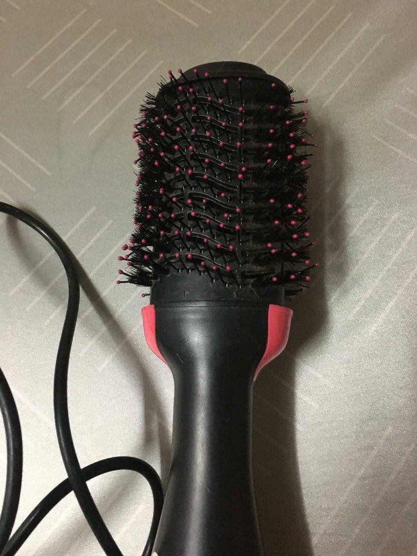 Hair Blower (Category: Hair) located in Taguig. Submitted by plumdt. (Listing ID 1465076441, Image 2). Description: •Maingay siya kapag ginagamit. •Medyo madumi din since natambak na siya here sa bahay. •No box, only the product itself. •Rfs: Natambak na sa bahay hindi na nagagamit..