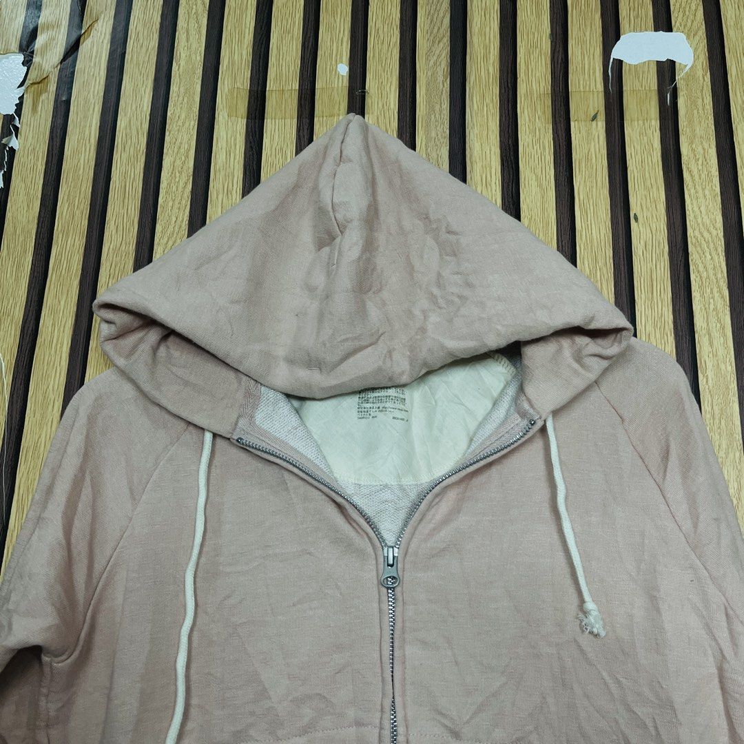 hard zip UNBRANDED PINK MEDIUM 22x22 YG01775 (Category: Coats, Jackets and Outerwear) located in Dasmarinas. Submitted by yg_supplies (Listing ID 1465047619, Image 3). Description: hard zip UNBRANDED PINK MEDIUM 22x22 YG01775.