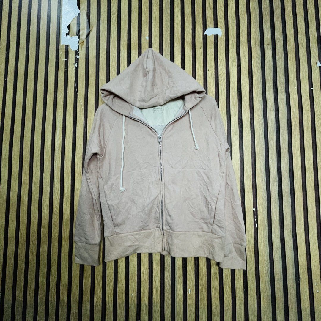 hard zip UNBRANDED PINK MEDIUM 22x22 YG01775 (Category: Coats, Jackets and Outerwear) located in Dasmarinas. Submitted by yg_supplies (Listing ID 1465047619, Image 1). Description: hard zip UNBRANDED PINK MEDIUM 22x22 YG01775.