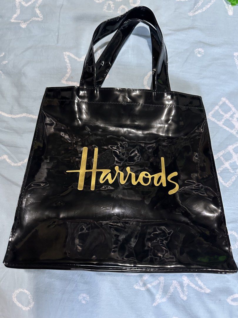 Harrods tote bag small (Category: Tote Bags) located in Angeles City. Submitted by goodbuysathome (Listing ID 1465165456, Image 2). Description: Harrods glossy tote bag small with inner pocket no issue like new po Add sf Gcash payment Last price npo.