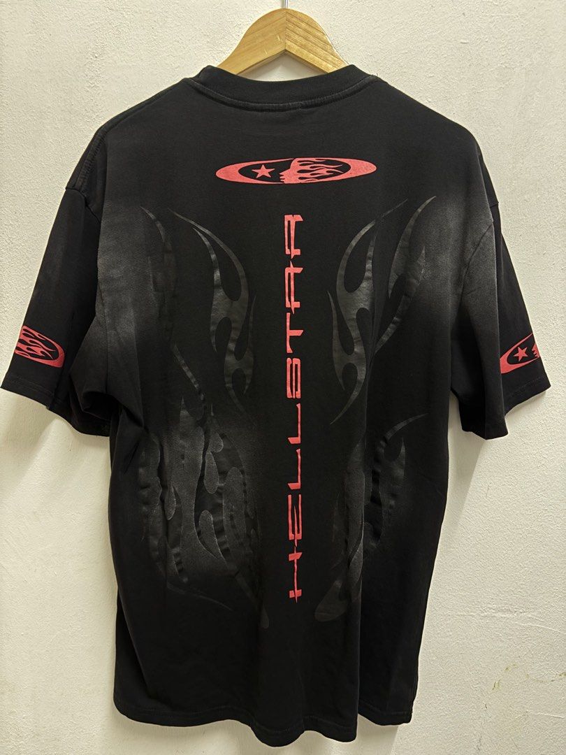 HELL STAR COLLECTION (Category: Tshirts & Polo Shirts) located in Kuala Lumpur. Submitted by yaz_preown90s (Listing ID 1465015986, Image 2). Description: SIZE M PIT 23/28 CONDITION BRAND NEW WITH TAG COMES WITH ZIP LOCK PLEASE DM FOR MORE DETAILS.