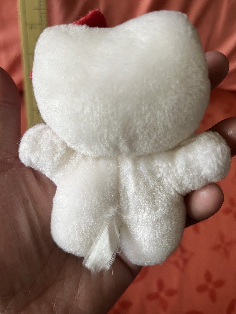 HelloKitty plain small plush (Category: Plushies & Soft Toys) located in Paranaque City. Submitted by bonsaiart (Listing ID 1465043229, Image 3). Description: Pre owned Good condition No etiketa 750+sf Payment via gcash or paymaya Shipping via j&t.