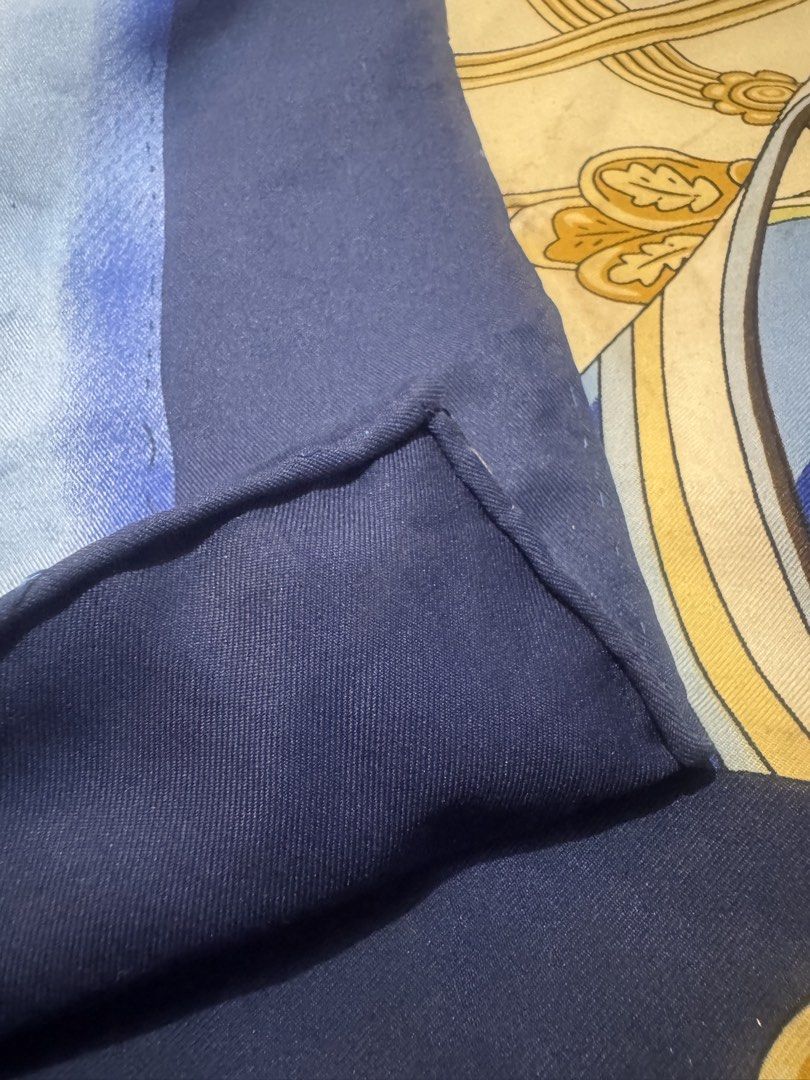 hermes (Category: Scarves) located in Lingayen. Submitted by lux_thrift (Listing ID 1464981603, Image 3). Description: location pangasinan ins? not sure didn’t see any brand markings need wash approximately 49x50 inches.