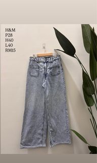 (Category: ) located in . Submitted by allaboutpreloved88 (Listing ID 1465070308, Image 1). Description: .