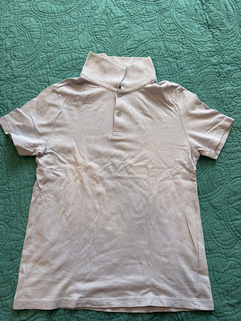 H&M Basic Organic Cotton Light Purple Polo Shirt (Category: Tshirts & Polo Shirts ) located in Quezon City. Submitted by krisallie (Listing ID 1465029947, Image 1). Description: - Brand/Model: H&M Basic Kids - Color: Light blue - Material: 100% Organic cotton - Size: EUR 122/128 (US 6-8Y) - Design: Short sleeves, ribbed collar, two-button placket - Condition: Excellent, simple and comfortable basic top.