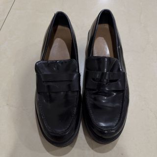 (Category: ) located in . Submitted by svbypreloved (Listing ID 1465106572, Image 1). Description: .