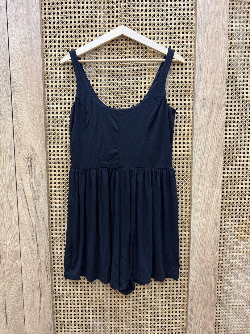 H&M Black Rompers (Category: Dresses) located in Pasig City. Submitted by jgbeautique (Listing ID 1463270506, Image 1). Description: RFS: too many similar rompers for me already.