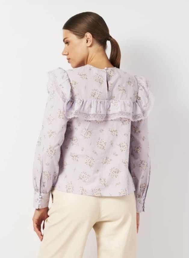 H&M cotton ruffled Top (Category: Blouses) located in Paranaque City. Submitted by famsale2016 (Listing ID 1465060341, Image 2). Description: Likenew to Bnew condition ✨ Size S on tag can fit M - This lavender H&M cotton blouse features a charming lace-trimmed ruffled yoke and a delicate all-over floral print..