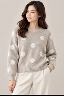 (Category: ) located in . Submitted by aisywardrobe90 (Listing ID 1465100392, Image 1). Description: .