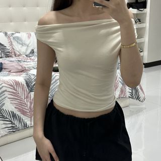 (Category: ) located in . Submitted by prelovedbyheaart (Listing ID 1465133792, Image 1). Description: .
