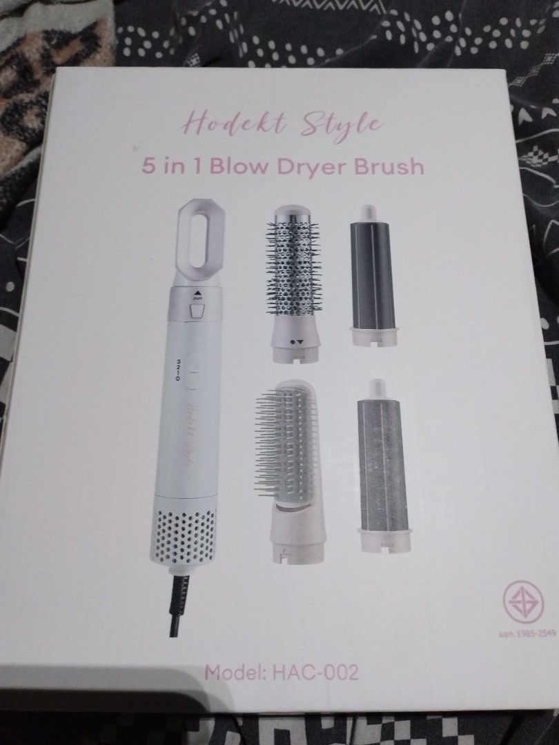 hodekt hair tool (Category: Hair) located in Quezon City. Submitted by ynaa.parcs (Listing ID 1465028066, Image 2). Description: used twice and bought it for 799 rfs: hindi na nagamit kasi wala ng time mag-ayos ng hair palagi pag-aalis..