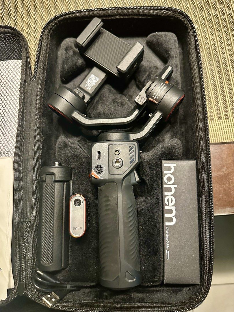 Hohem iSteady M6 Smartphone Gimbal Stabilizer (Category: Gimbals & Stabilizers ) located in Manila. Submitted by olxph_jeffr6014 (Listing ID 1465055235, Image 3). Description: - Model: Hohem iSteady M6 3-Axis Smartphone Gimbal Stabilizer Kit - Condition: Clean, powers on normally, but, NEED TO REPLACE LCD - Inclusions: Main gimbal unit, tripod stand, charging cable box, and manual booklet - Storage: Original hardshell carry case with custom molde