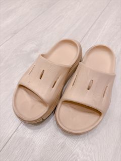 由 lamoonee (刊登 ID 1465084622，圖片 1) 提交，位於 的 (類別：)，說明：。