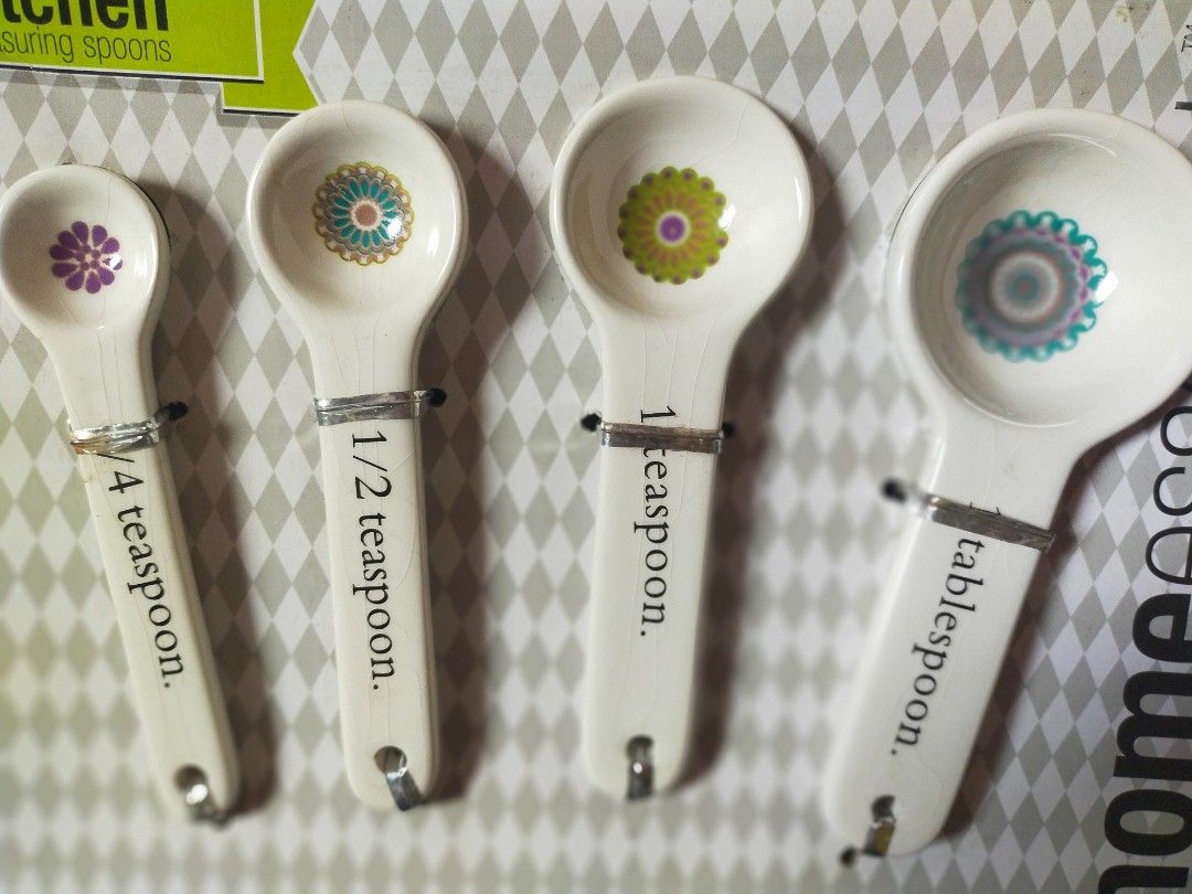 HOMEGOODS measuring spoon (Category: Other Kitchenware & Tableware) located in Quezon City. Submitted by leejong720610 (Listing ID 1464982919, Image 2). Description: Never use measuring spoon from the US... 1tbs to 1/4tsp HOMEGOODS brand.