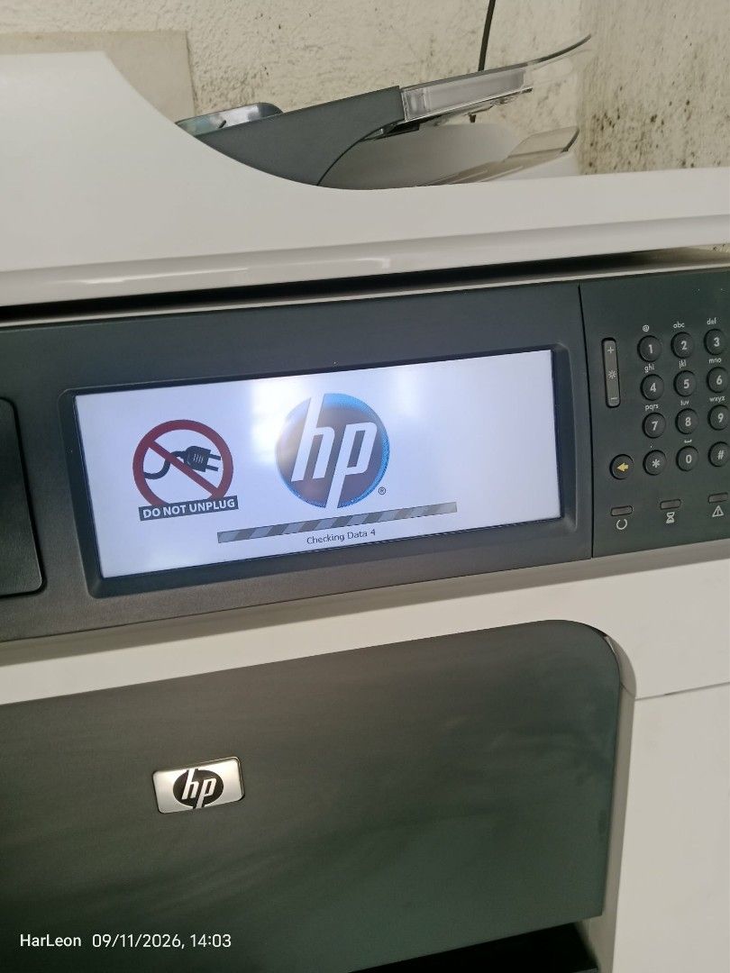 HP LaserJet M4555 MFP (Print,Scan,Copy) (Category: Printers, Scanners & Copiers) located in Makati City. Submitted by aremg.2021 (Listing ID 1464985101, Image 3). Description: - HP LaserJet M4555 MFP (Model) -Print, Scan, Copy -Powder print, Powder Xerox, monochrome print (black lang) Walang Colored -Hanggang long bond Paper Print (Walang A3) -For Pick Up only sa location (CUPANG,Muntinlupa City) -Message me po for videos ng item -Other Details p