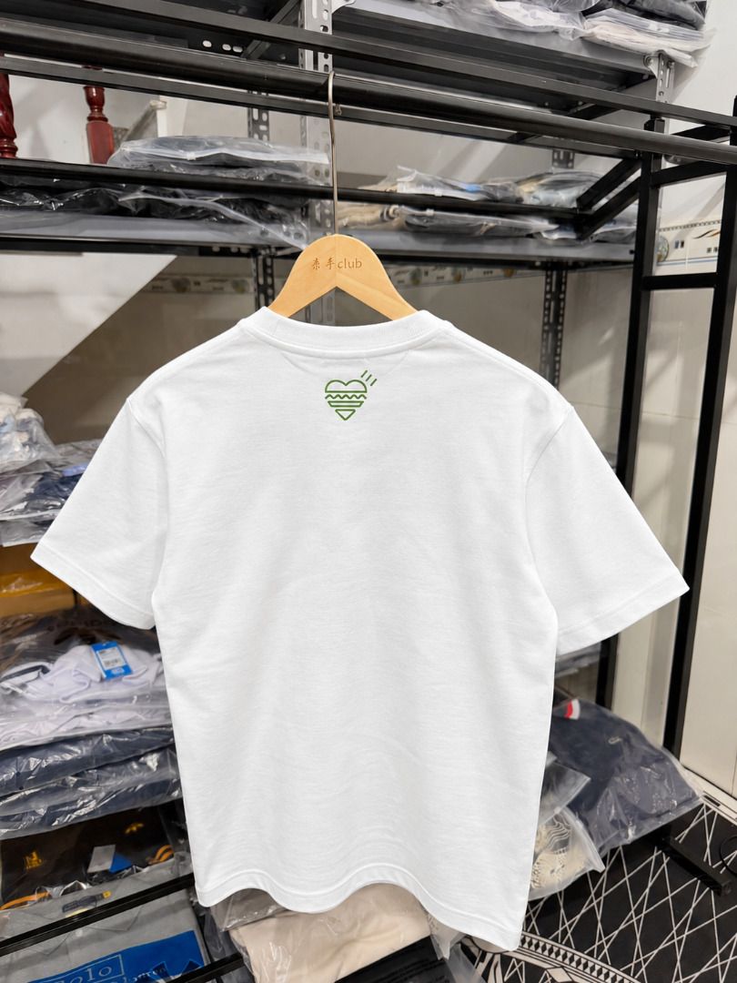 Human Made Shake Shack T-Shirt (Category: Shirts) located in San Fernando. Submitted by fynder (Listing ID 1465004356, Image 2). Description: Human Made Shake Shack T-Shirt Auth With Tags and packaging 💬 DM for more Photos or Size Chart 📦 Fast processing (Air cargo freight) 💬 More drops daily on IG: @fynder1 🔒 Buyer protection through Carousell — shop with confidence .