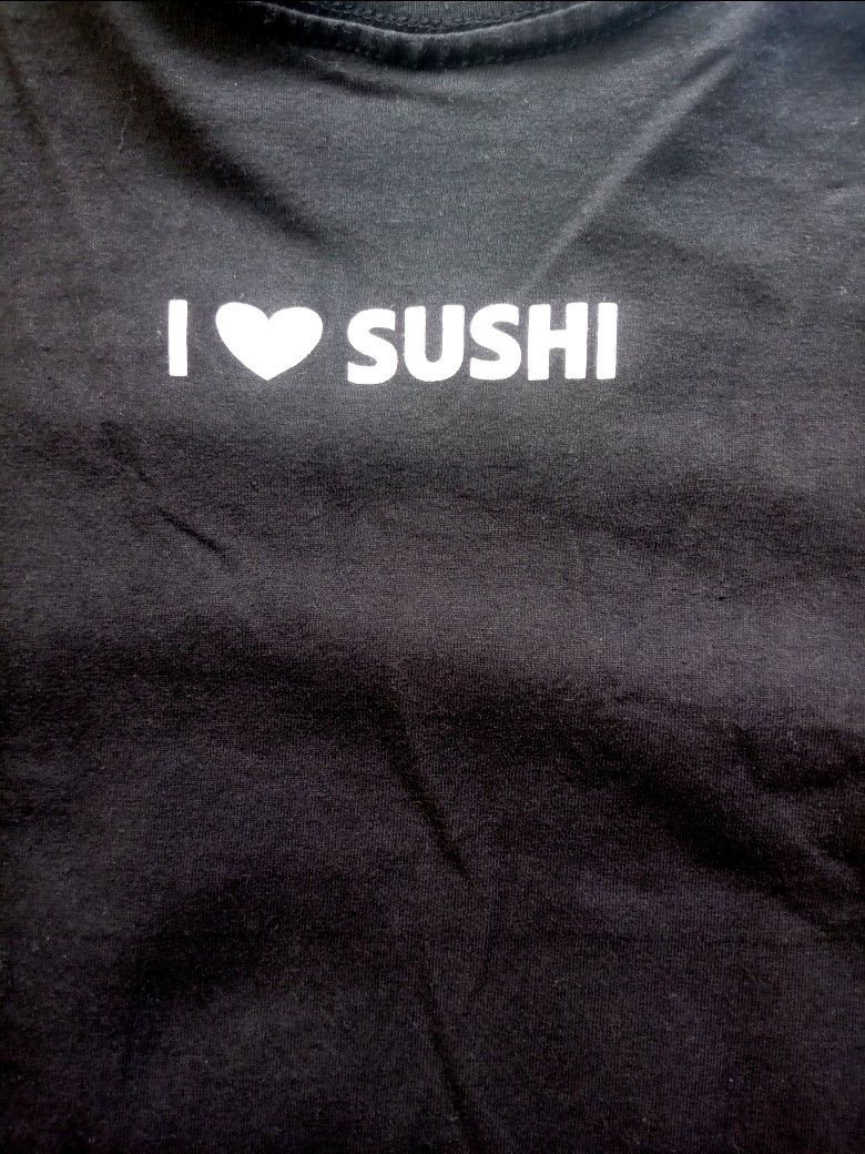 I love Sushi Tee (Category: Announcements) located in Nabunturan. Submitted by kell.vtg (Listing ID 1465020722, Image 3). Description: dimension width: 19 length: 26 size: small.