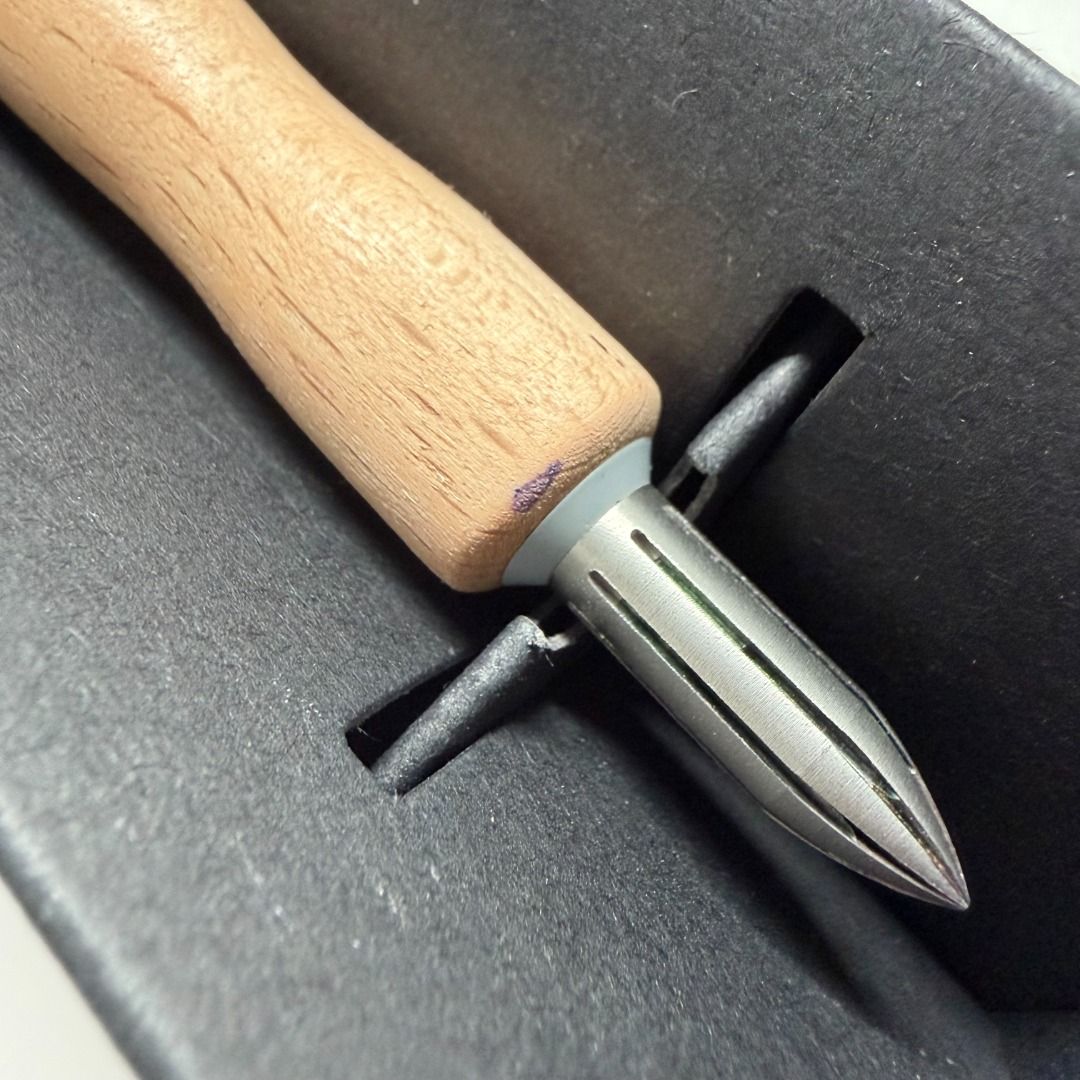 IDEAPLUS Stainless Steel Nib & Holder (Category: Stationery & School Supplies) located in Quezon City. Submitted by shopfromm (Listing ID 1465081404, Image 3). Description: IDEAPLUS Stainless Steel Nib & Holder Condition: There are minimal signs wear and tear and visible ink stains on the holder and nib due to previous use with waterproof ink. These are cosmetic and do not affect the function of the dip pen. RFS: I barely reach for this since I p