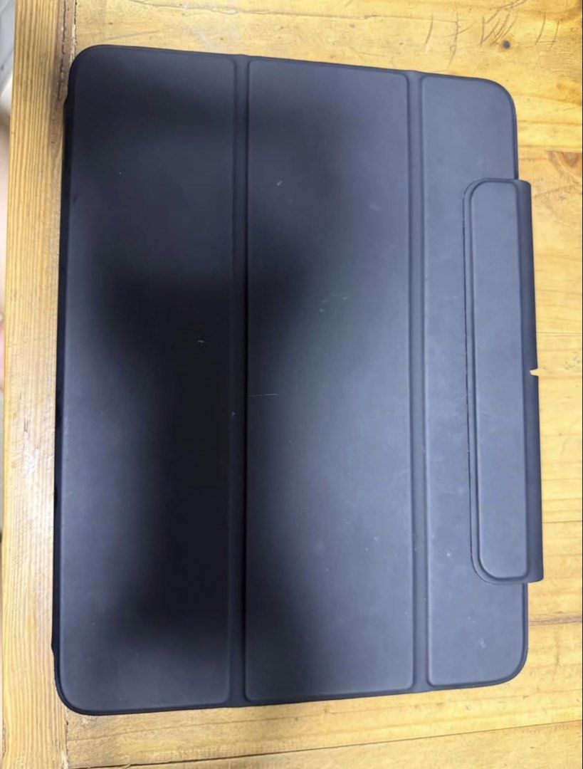 Ipad Air M2 (Category: iPad) located in Marilao. Submitted by curtix (Listing ID 1465033714, Image 3). Description: Space gray 256gb storage Normal Battery Health 98% Maximum Capacity 73 Cycle Count Only Authentic Apple pencil pro included negotiable Meet up place: Sm Grancd Central.