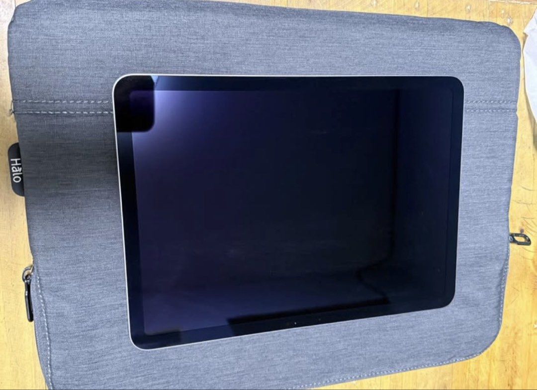 Ipad Air M2 (Category: iPad) located in Marilao. Submitted by curtix (Listing ID 1465033714, Image 2). Description: Space gray 256gb storage Normal Battery Health 98% Maximum Capacity 73 Cycle Count Only Authentic Apple pencil pro included negotiable Meet up place: Sm Grancd Central.